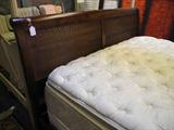 Ethan Allen King Size Bed