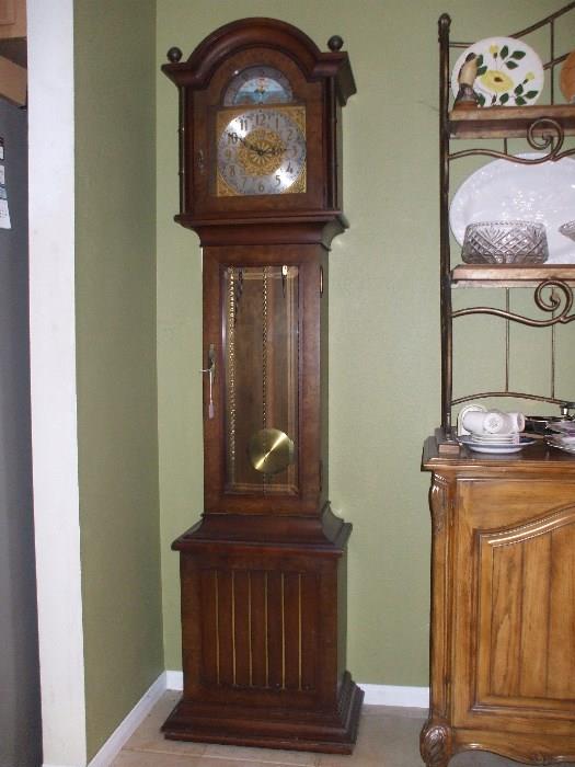 Vintage Grandmother's 3 weight clock