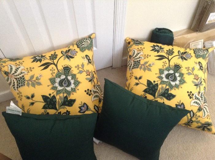 Plow & Hearth Out Door Pillows