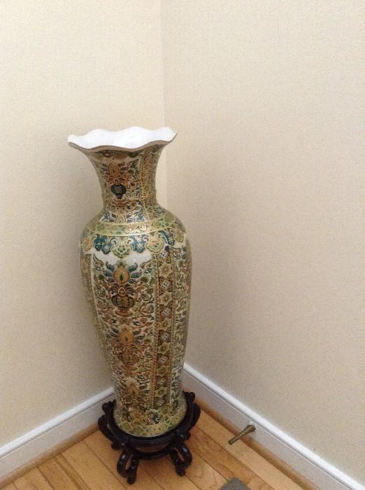 Decorator vase