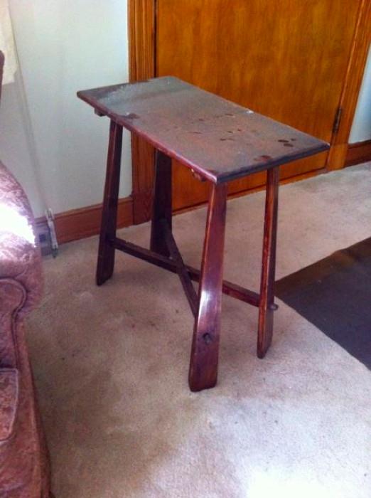 Vintage primitive side table with paddle legs