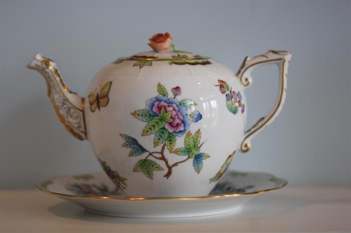 Herend China teapot