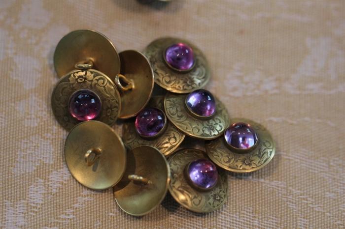 14k gold buttons