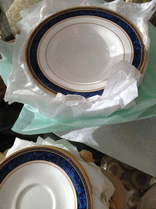 Beautiful Royal Doulton Stanwyck blue with Gold rim china set for 8 plus serving pieces.