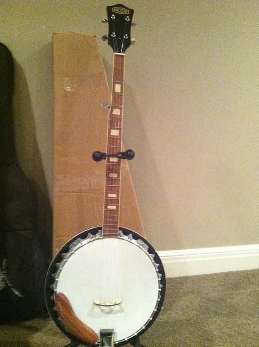 Encore 5 string banjo