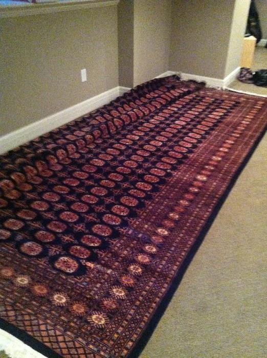 **Absolutely gorgeous Brand new never walked on hand loomed woven & knotted rugs.  These are a must see!!**
