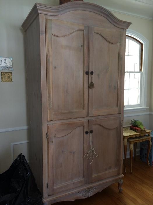 Expressions TV armoire. Retail: $1595.