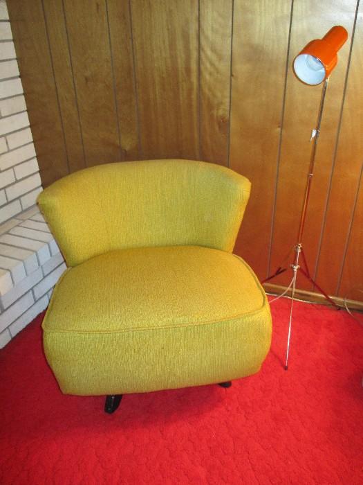 There are two of these Kroehler chairs