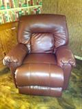 LEATHER LOUNGER