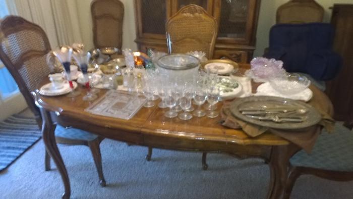 Glassware, serving pieces, bowls