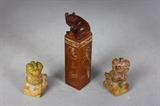 CHINESE SEAL STONES & FOO DOGS 