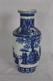 CHINESE PORCELAIN VASE BLUE & WHITE