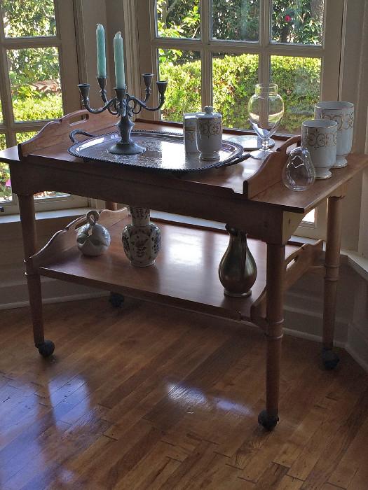 Stickley tea cart with two removable trays - gorgeous!