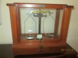 Sargent apothecary scale