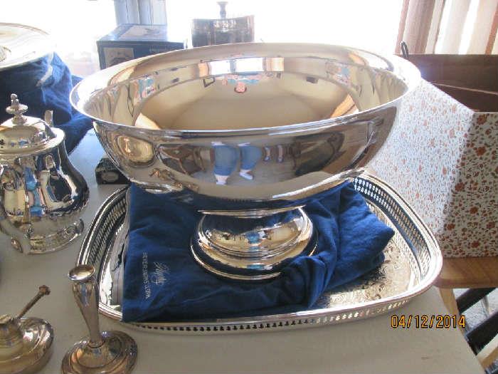 Gorgeous punch bowl