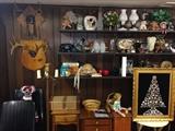 ANTIQUES & MORE ANTIQUES