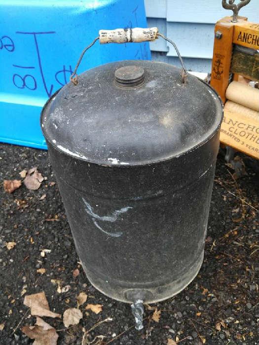 vintage oil can