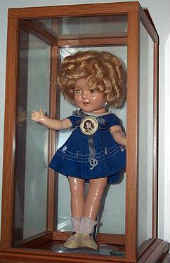 Original 13 inch Shirley Temple doll w/case