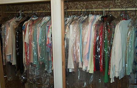 Lady's clothes (sizes 4-6)
