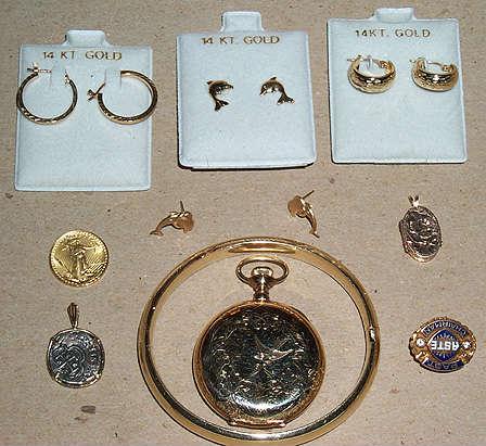 Assorted gold jewelry (most 14k) 