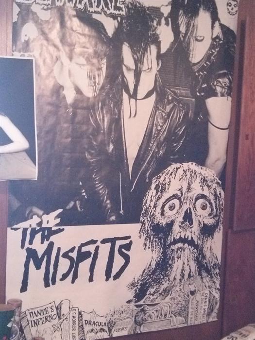 Huge Misfits poster