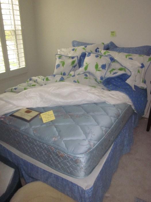 Full Size bed, mattresses, Comforter set