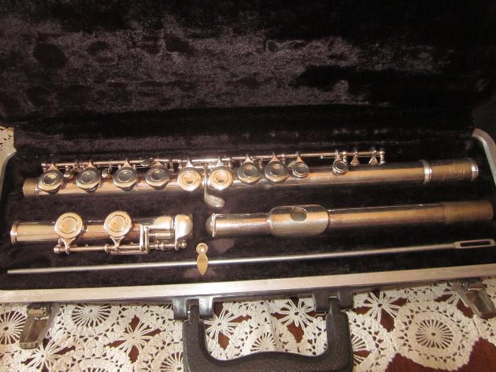 Bundy flute