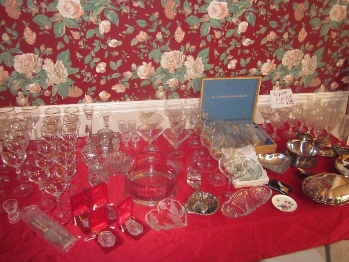 Crystal & glassware, stemware
