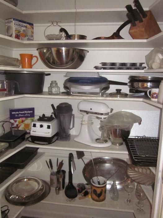 Kitchen Supplies, small appliances, gadgets