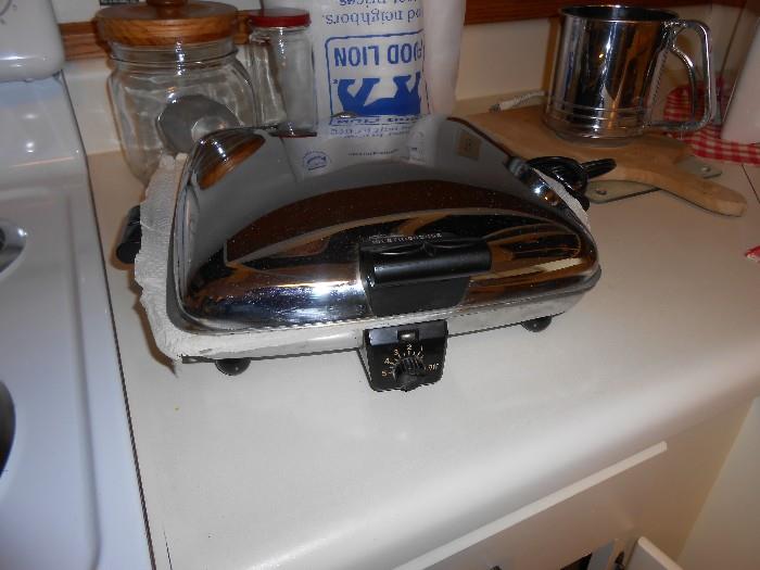 Clam shell griddle