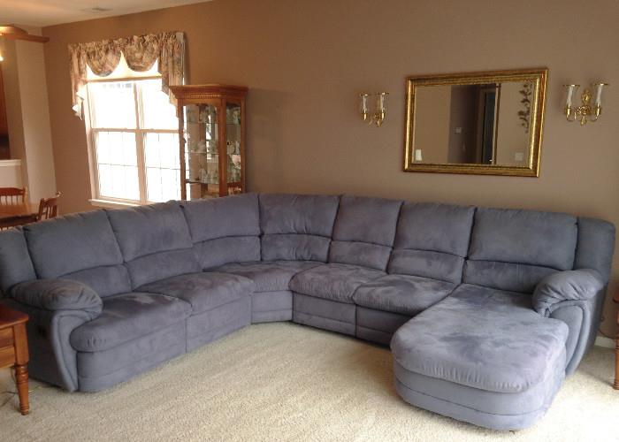 Sectional Couch - Comfy! Clean!