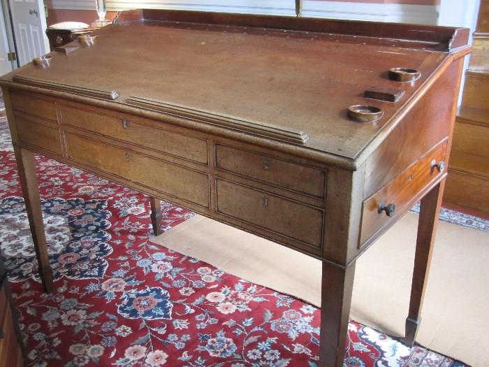 Fine Architect's Desk with Top that opens and has supports for a flat work surface, Ca. 1760 - 1800