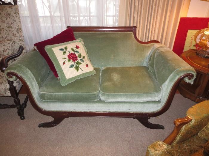 Duncan Phyfe style settee