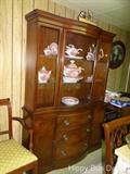 duncan phyfe mahogany china cabinet

