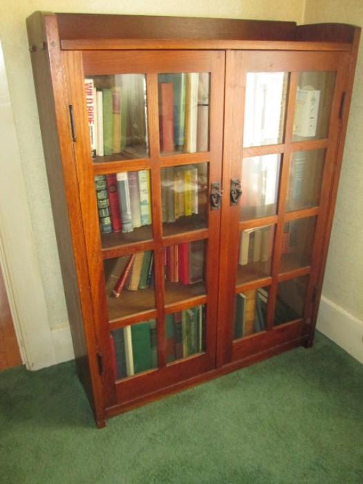 Gustav Stickley "Craftsman" Mission Oak 2 Glass Door Bookcase