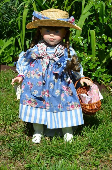 Part of doll collection, Ms. Claudia from Corolle doll company. #21/1994. 22" Absolutely perfect condition! She's very sweet. 