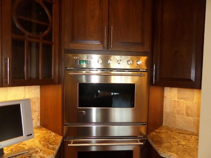 GE MONOGRAM DOUBLE OVEN