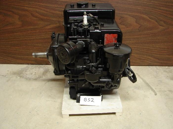 Briggs & Stranton Gas Engine Model 81902