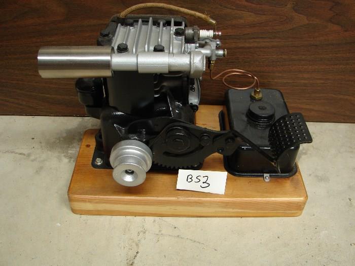 Briggs & Stranton Gas Engine Type 20153