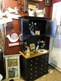 Multi-drawer black hutch natural top and drawer knobs