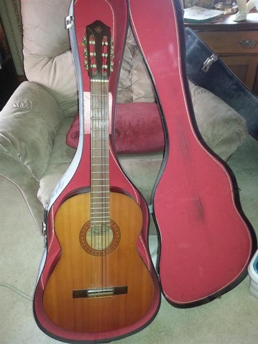 vintage yamaha g guitar