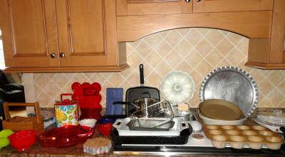 Kitchen Items inc. Pampered Chef