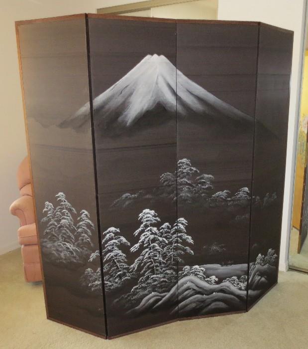 Back side of Japanese folding screen with peacock on gold on reverse side