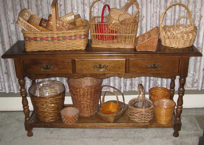 3-drawer console table, more baskets!