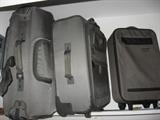 three piece luggage set