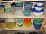 various Tupperware/plastic ware