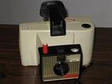 Vintage Polaroid swinger model 20 land camera