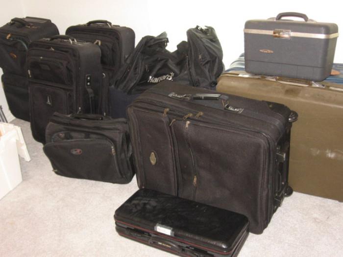 nine pieces of luggage