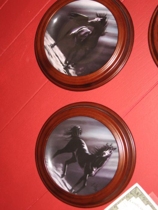 4 wild stallion plates with certificates 'Unbridled Majesty' collection
