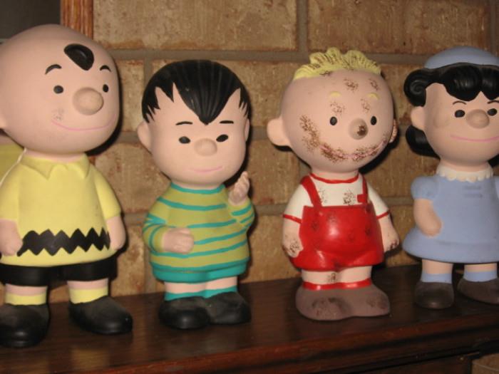 vintage Snoopy ceramic collection: Charlie Brown, Lucy, Linus, Pig Pen